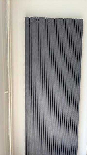 Vasco Carré designradiator beschikbaar voor biedingen