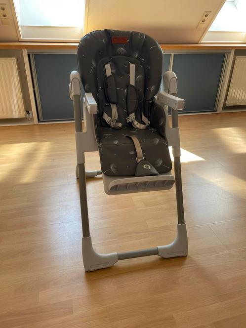 Momi kinderstoel (0-36 mnd) met toebehoren, Kinderen en Baby's, Kinderstoelen, Zo goed als nieuw, Meegroeistoel, Ophalen
