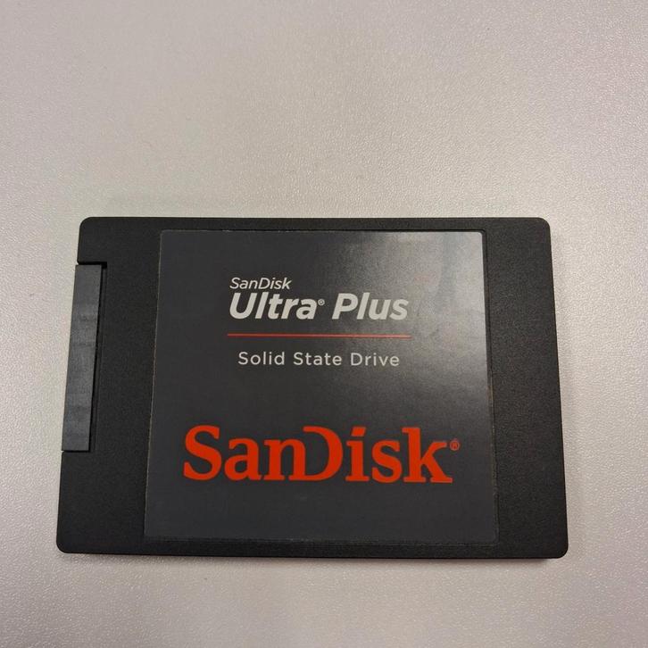 Sandisk Ultra Plus 128GB SSD, Computers en Software, Harde schijven, Gebruikt, Laptop, Intern, SSD, SATA, Ophalen of Verzenden