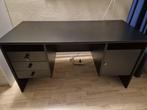 Zwart degelijk stevig bureau buro in nette staat, Ophalen, Zo goed als nieuw, Bureau
