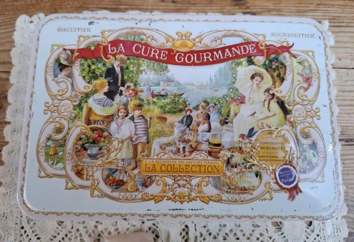 Frans Massilly blik, La Cure Gourmande, Verzamelen, Blikken, Gebruikt, Koek(jes), Overige merken, Ophalen of Verzenden
