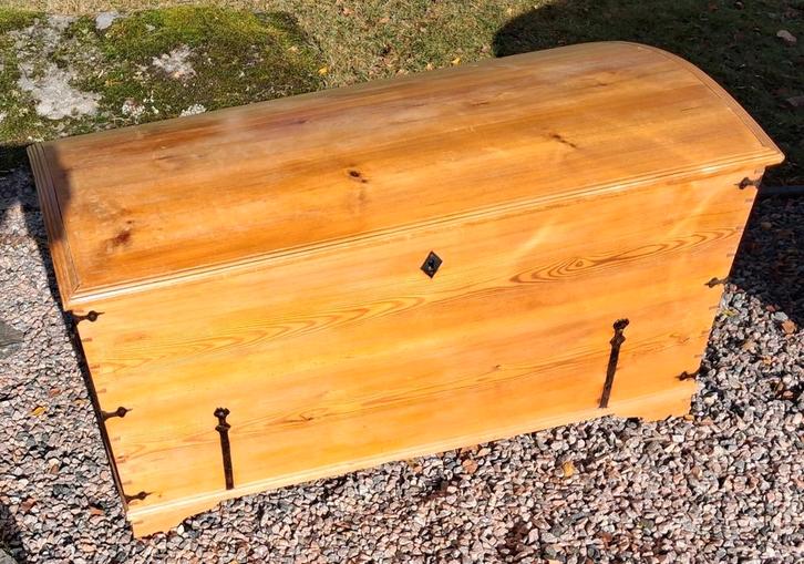 Oude houten dekenkist / opbergkist, Huis en Inrichting, Woonaccessoires | Kisten, Zo goed als nieuw, 50 tot 100 cm, Ophalen