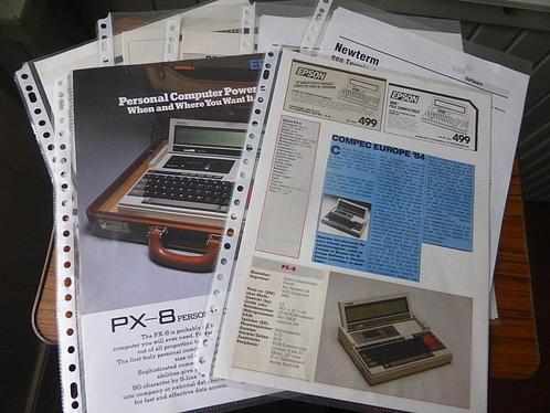 Epson PX-8 CP/M computer - knipselmap, Computers en Software, Vintage Computers, Ophalen of Verzenden