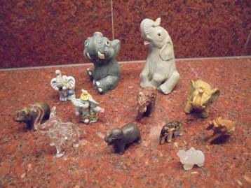 verzameling olifanten ongeveer 13 stuks beschikbaar voor biedingen