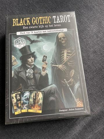 Black gothic tarot kaarten beschikbaar voor biedingen