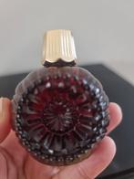 Zeldzaam vintage Charisma Avon rood glas parfum, Ophalen of Verzenden