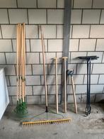 Nieuwe harken, hooihark, stelen en palenboor, Tuin en Terras, Hand-tuingereedschap, Ophalen, Zo goed als nieuw, Grondboor, De Wit