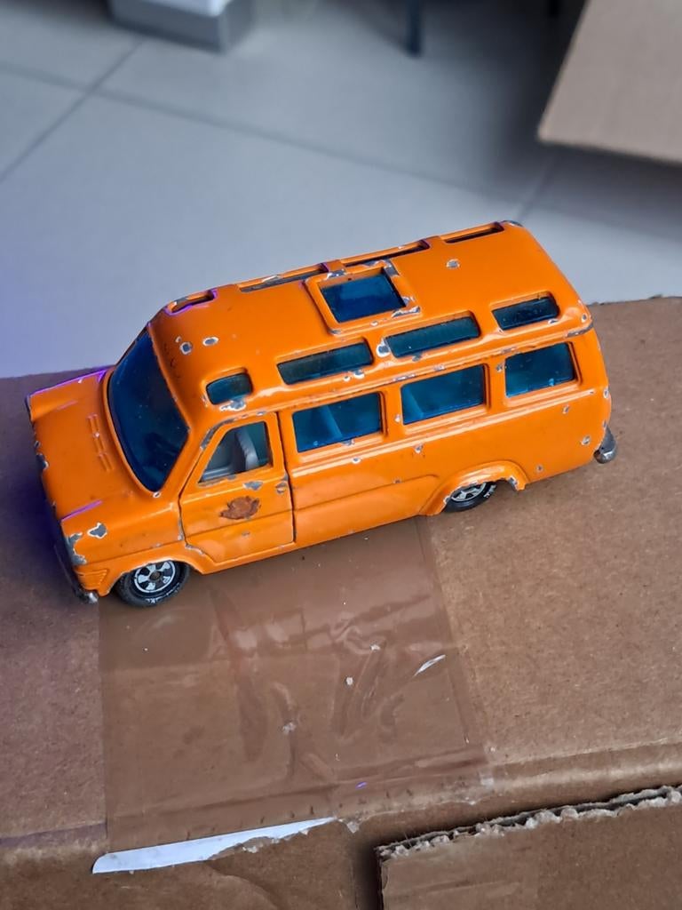 Siku Ford Transit Schulbus netjes bespeeld maar compleet, Ophalen of Verzenden, Gebruikt, Auto