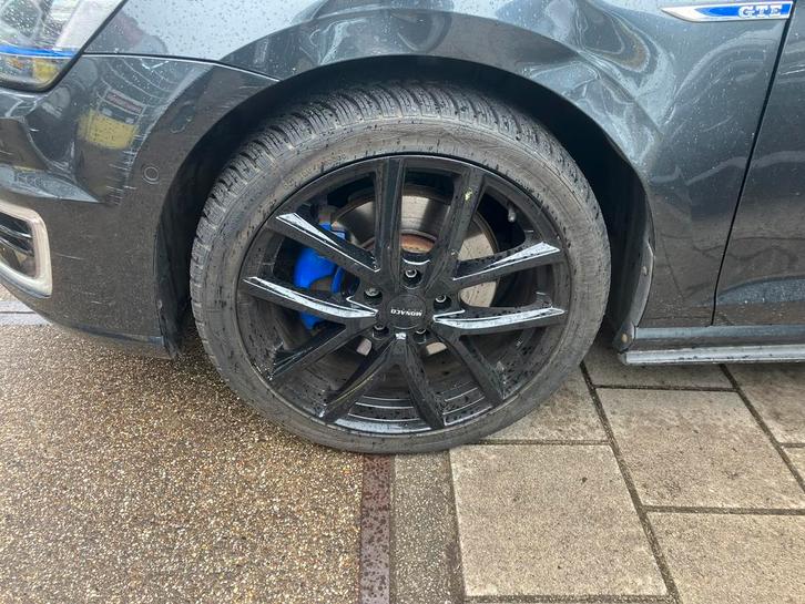 Monaco velgen + winterbanden 225/40 R18, Auto-onderdelen, Banden en Velgen, Banden en Velgen, Winterbanden, 18 inch, 225 mm, Personenwagen