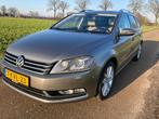 Volkswagen Passat 1.4 TSI 118KW Variant DSG 2013 Champagne, Auto's, Volkswagen, 74 €/maand, Beige, Alcantara, Bluetooth