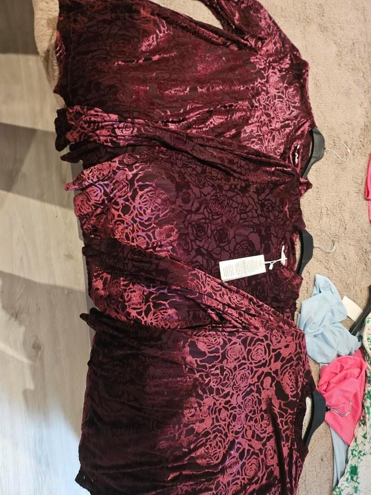 3 Blouses Verschillende Maten - Webshop Opheffing!, Kleding | Dames, Jurken, Ophalen of Verzenden