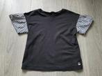 BENETTON zwart T-shirt met geruite mouwen maat 120 ~ SJ2097, Kinderen en Baby's, Kinderkleding | Maat 116, Meisje, Ophalen of Verzenden