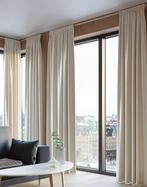 Jysk velvet curtain 150x250 twee gordijnen beige ZGAN, Huis en Inrichting, 100 tot 150 cm, Beige, Jysk, Zo goed als nieuw