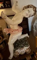 Antiek Beeld van een Dansende Putto, Ophalen