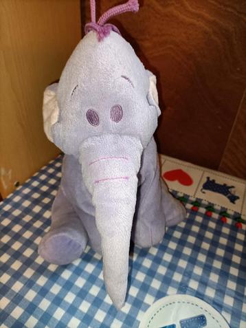 Lollifant knuffel van Winnie de Pooh 30 cm groot  beschikbaar voor biedingen