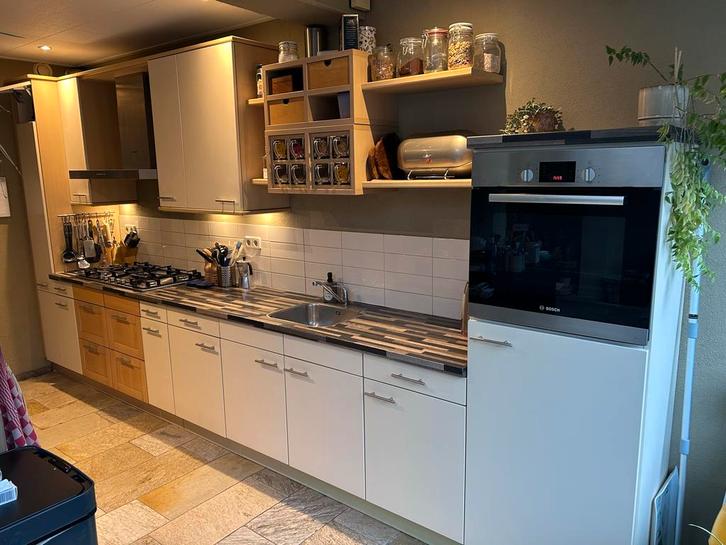Rechte Keuken met Apparatuur, Huis en Inrichting, Keuken | Complete keukens, Gebruikt, Enkelwandige keuken, Crème, Kunststof, Ophalen