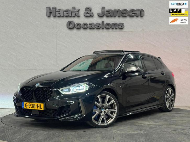 BMW 1-serie M135i xDrive High Executive Panoramadak Keyless, Auto's, BMW, Bedrijf, Te koop, 1-Serie, 4x4, ABS, Achteruitrijcamera