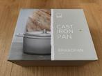 Te koop: Cast Iron Braadpan van Leeff, 24 cm, nieuw in doos, Gietijzer, Nieuw, Ophalen of Verzenden, Keramische plaat