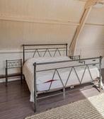 Spijlen bed incl 2x nachtkastjes., 140 cm, Ophalen