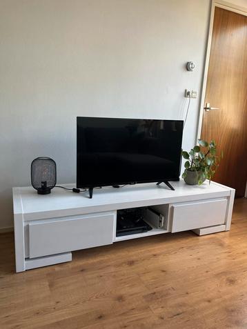 TV meubel met opbergruimte