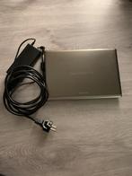 Medion Akoya E1318T, Computers en Software, Medion Akoya, HDD, Qwerty, AMD