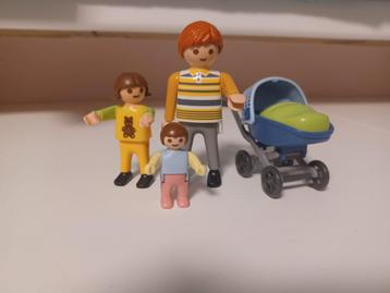 Playmobil Familie - Vader, Kinderen & Kinderwagen beschikbaar voor biedingen