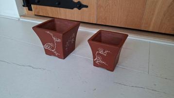 2 Yixing Chinese cascade potjes vintage  beschikbaar voor biedingen