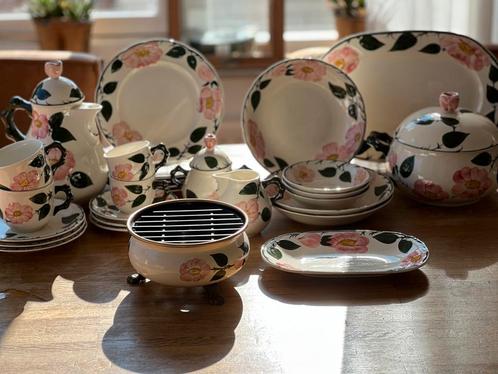 Villeroy & Boch - Wildrose - diverse items, Antiek en Kunst, Antiek | Servies compleet, Verzenden