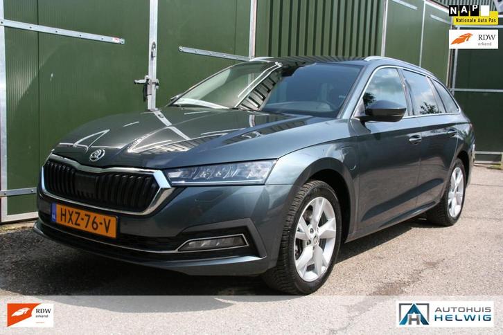 Skoda Octavia Combi 1.4 TSI iV PHEV 204 PK Business Edition, Auto's, Skoda, Bedrijf, Te koop, Octavia, ABS, Achteruitrijcamera