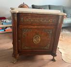 Dit is een antieke bijzettafel met marqueterie, Antiek en Kunst, Ophalen