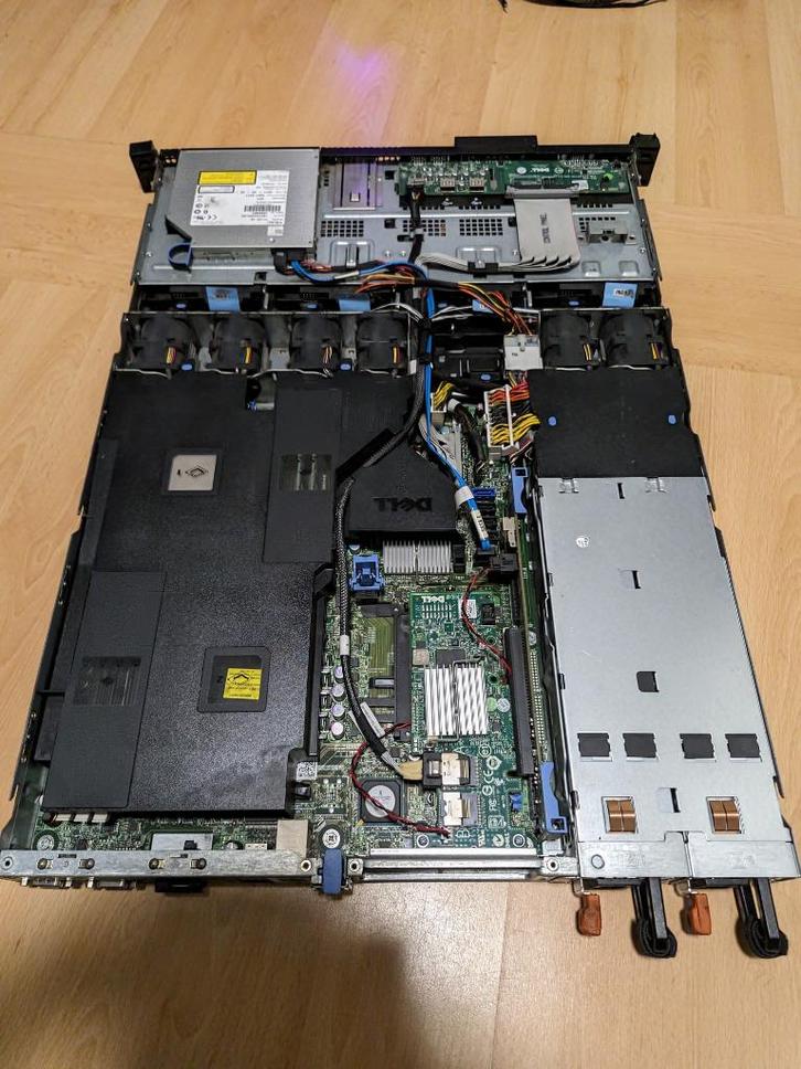 Dell PowerEdge R410 NAS met 2TB opslag (4x500GB), Computers en Software, Servers, Gebruikt, 2 tot 3 Ghz, 32 GB, Ophalen