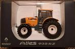 Universal Hobbies  Renault Atles 935RZ, Hobby en Vrije tijd, Modelauto's | 1:32, Ophalen of Verzenden, Nieuw, Tractor of Landbouw