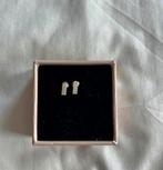Oorbellen knopjes stekertjes zilver met strass als nieuw!, Ophalen of Verzenden, Zilver, Knopjes of Stekers, Met strass