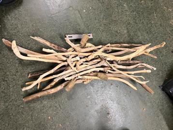 3 stuks wand/ plafond lampen van hout beschikbaar voor biedingen