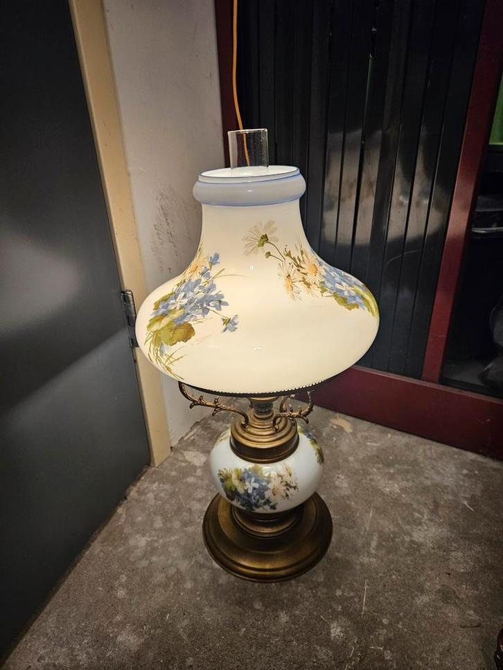 Antieke Lamp met Bloemmotief, Antiek en Kunst, Antiek | Lampen, Ophalen