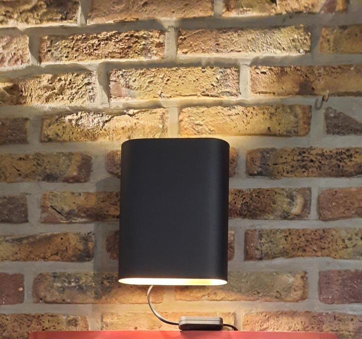 Mooie z.g.a.n. nieuwe Wandlamp merk Lucide., Huis en Inrichting, Lampen | Wandlampen, Zo goed als nieuw, Metaal, Ophalen of Verzenden
