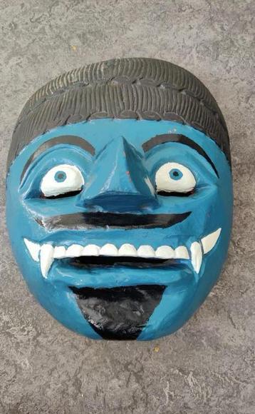 Authentiek oud Indonesisch Demonmasker beschikbaar voor biedingen