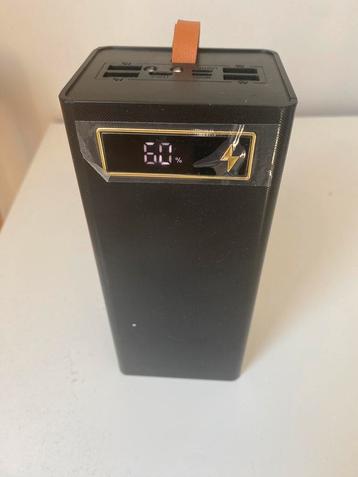 Powerbank 50000mah met zaklamp functie beschikbaar voor biedingen