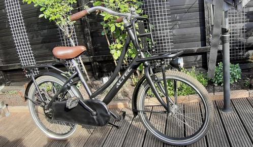 Altec Urban transportfiets 22inch/37, Fietsen en Brommers, Fietsen | Meisjes, Gebruikt, 22 inch, Handrem, Ophalen