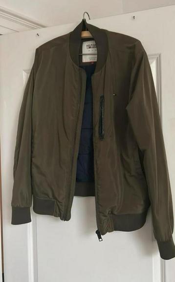 Tommy Hilfiger : (bomber) jack (L) beschikbaar voor biedingen