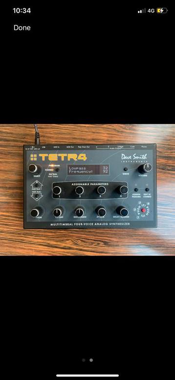 Dave Smith Instruments Tetra Analoge Synthesizer beschikbaar voor biedingen