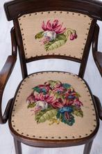 Brocante stoel van Thonet met geborduurde zitting, Antiek en Kunst, Antiek | Meubels | Stoelen en Banken, Ophalen