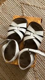 Salt water sandals wit maat 29, Kinderen en Baby's, Kinderkleding | Schoenen en Sokken, Gebruikt, Verzenden, Jongen of Meisje