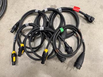 6x powercon true 1 starter 1,5m netjes afgewerkt met neutrik beschikbaar voor biedingen
