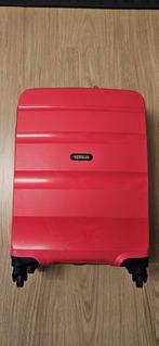 Koffer 55 cm American Tourister donker roze, Ophalen, Zo goed als nieuw, Hard kunststof, 50 tot 60 cm