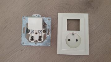 Standard combinatie schakelaar/wcd, zonder randaarde, inbouw beschikbaar voor biedingen