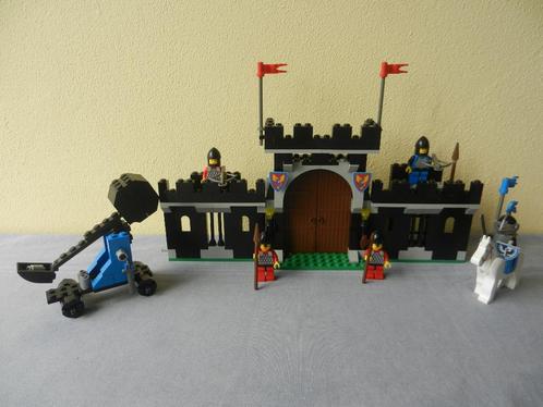 Lego 6059 kasteel muur met ridders (uit 1990), Kinderen en Baby's, Speelgoed | Duplo en Lego, Gebruikt, Ophalen of Verzenden