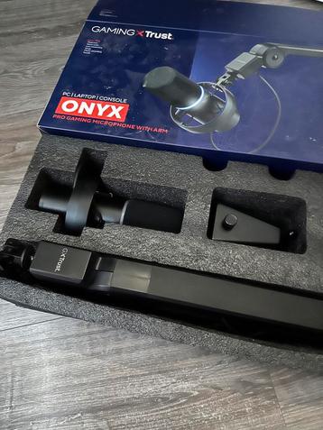 Gaming X trust ONYX microfoon nieuwprijs €200!