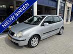 Volkswagen Polo 1.4-16V Comfortline 5-DEURS/AIRCO (bj 2004), Auto's, Volkswagen, Voorwielaandrijving, 15 km/l, 4 cilinders, Origineel Nederlands