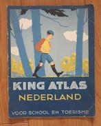 Oude King Atlas, Boeken, Atlassen en Landkaarten, Ophalen of Verzenden, Gelezen, 1800 tot 2000, Nederland